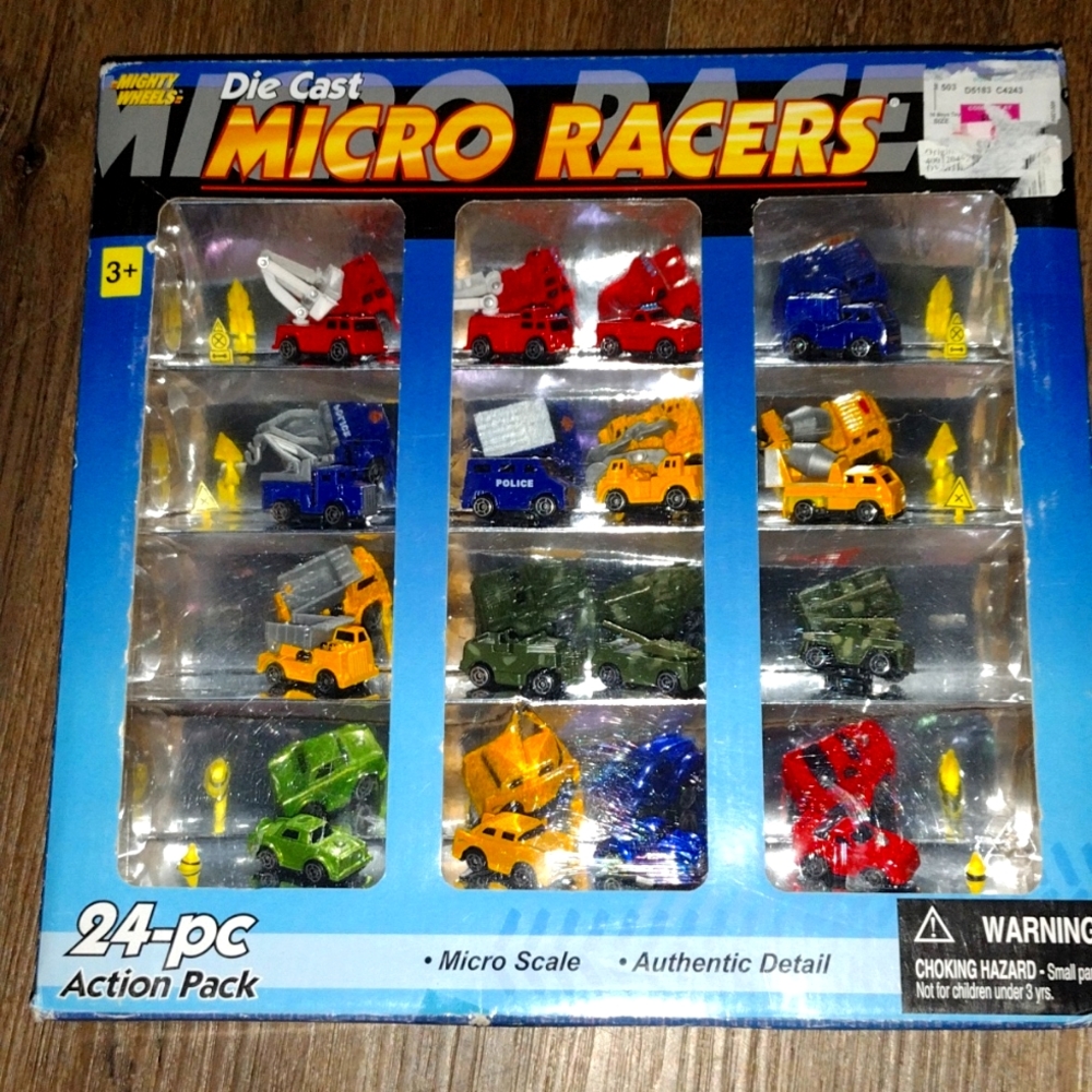 🎁Mighty Wheels Die Cast Micro Racers Trucks 24 Piece Set